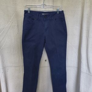 Levi's Black Label Women's 6M Dark Blue Mid Rise Skinny Jeans